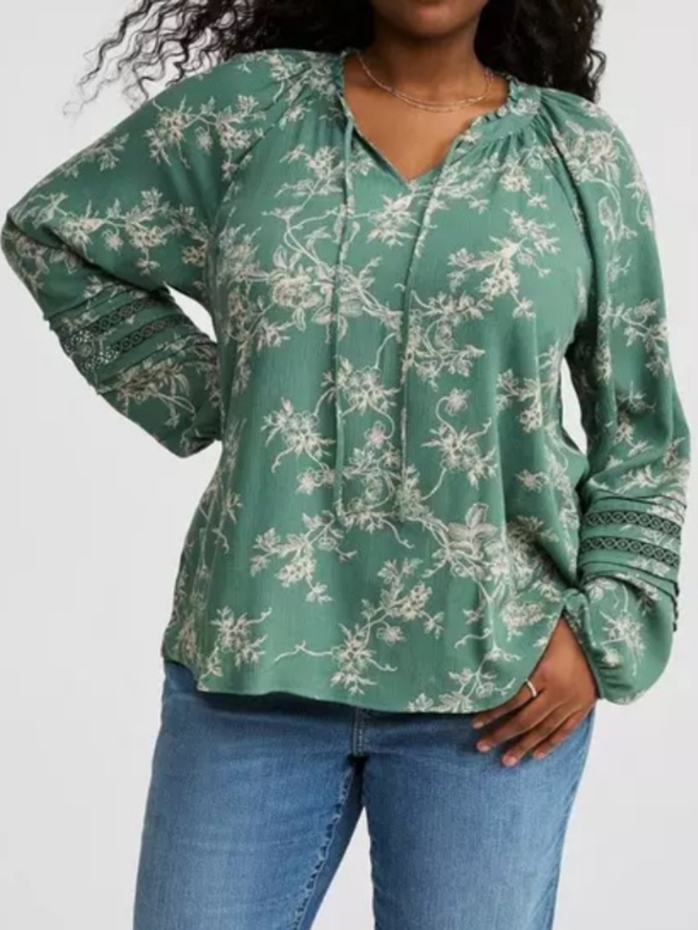 TORRID Green Floral V-Neck Long-Sleeve Women’s Top